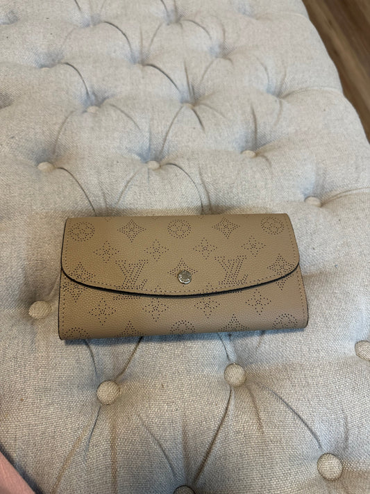 LV brown long wallet