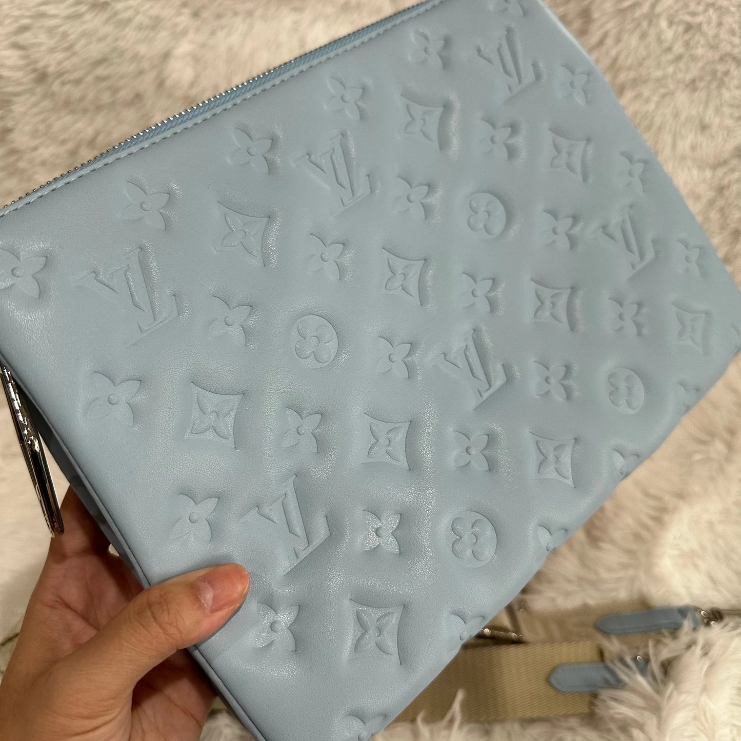 Lv blue coussin bag