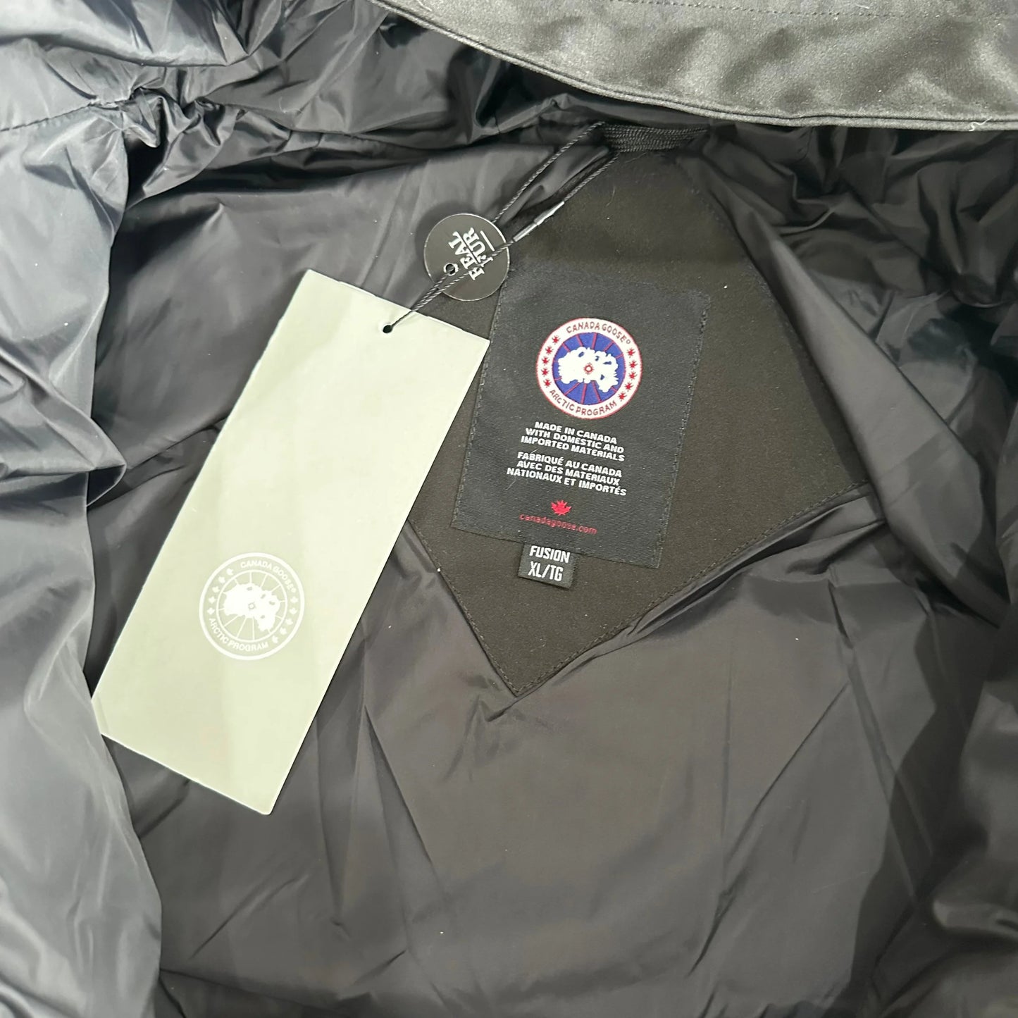 Canada Goose black winter jacket - Asian large