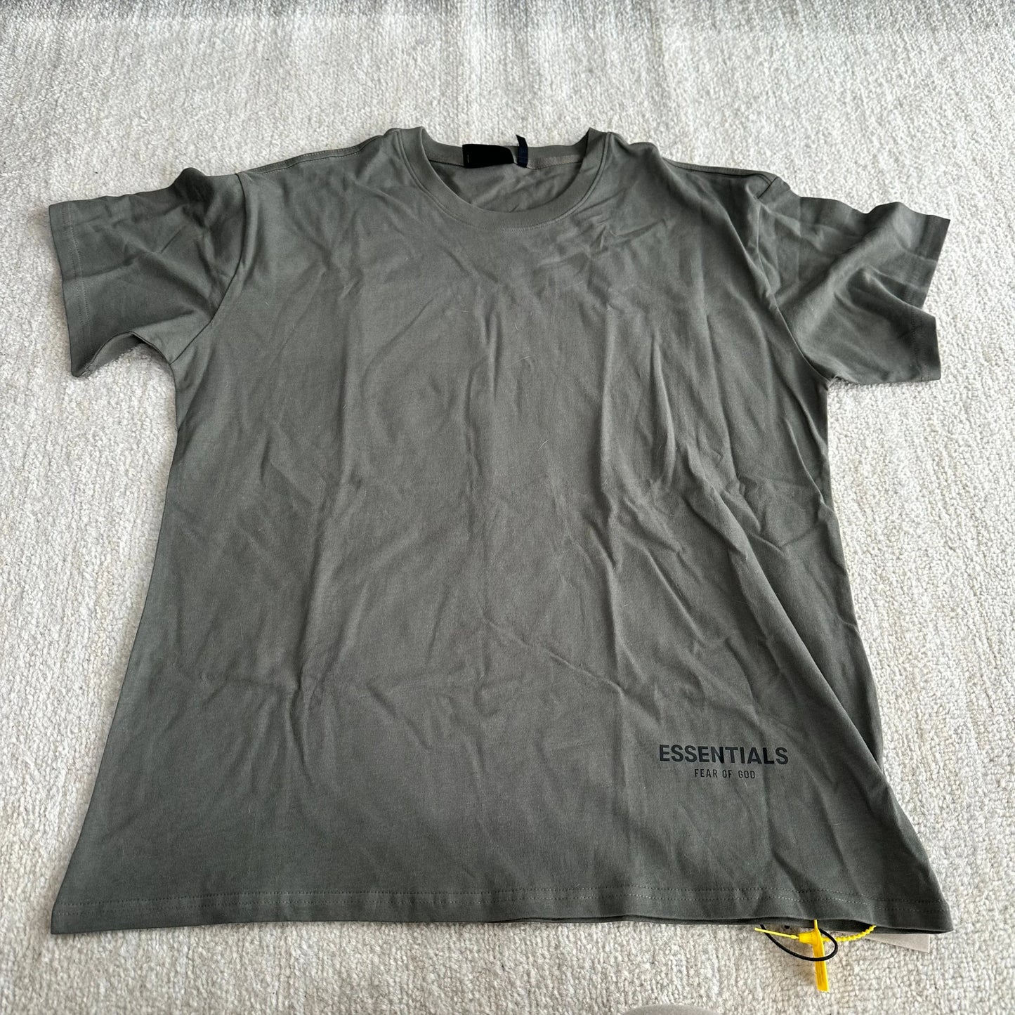 Esssential t-shirt; Asian XL