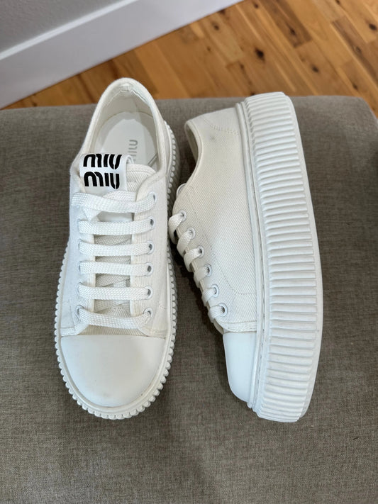 Miu Miu white sneakers U.S.6.5W