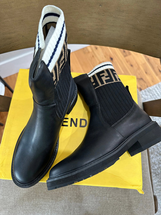 Fendi black boots U.S.6.5