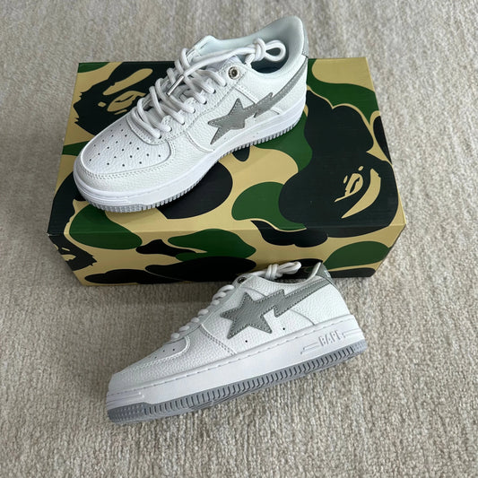 Bape white/grey sneakers U.S.5